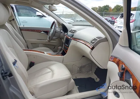 2006 Mercedes-Benz E 350 z USA, uszkodzony, nr VIN WDBUF56J26A839257